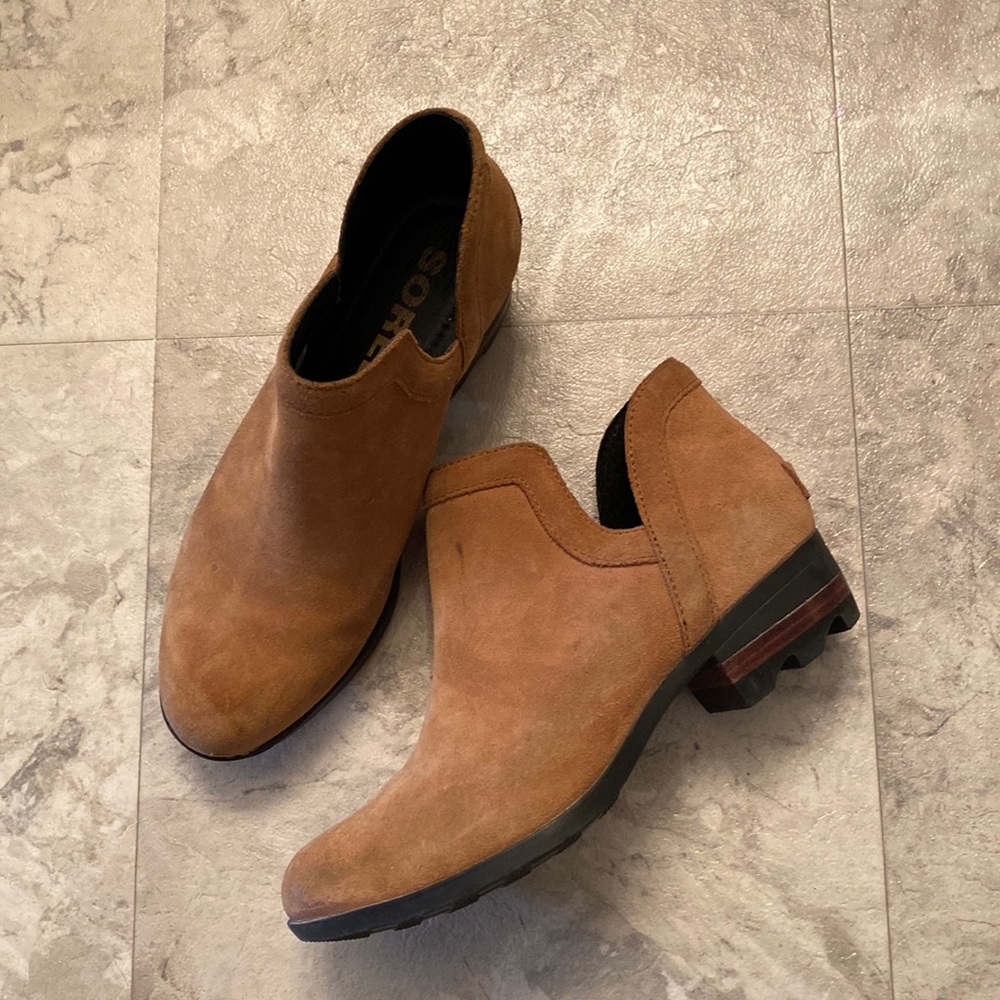 Sorel booties size 7.5